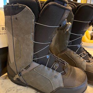Snow Board Boots - Mens 12